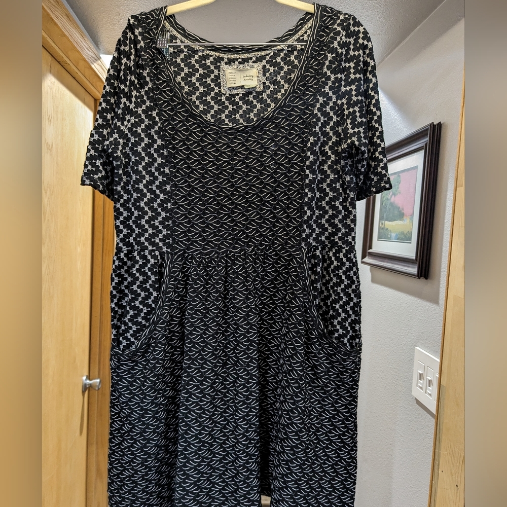 Saturday Sunday midi b/w casual dress